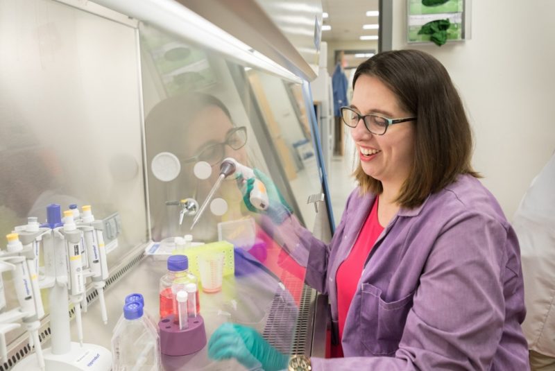 Jennifer Munson in her lab in Kelly Hall